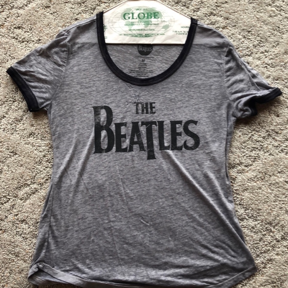 Short sleeve graphic tee